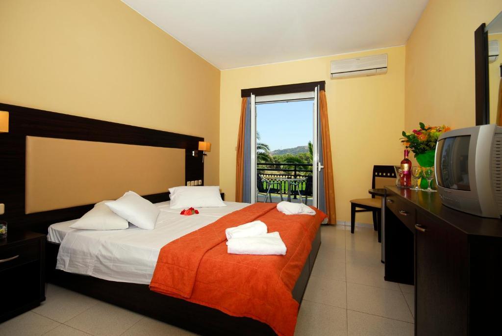 Hotel Denny'S Inn Alimos Habitación foto